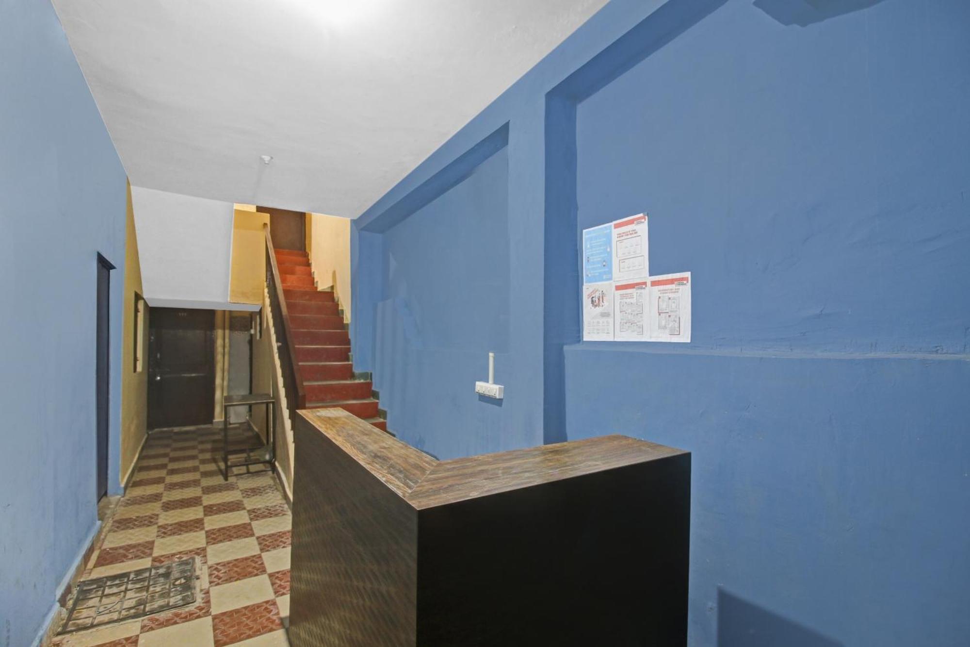 Hotel O Red N Blue Bhopal Exteriör bild