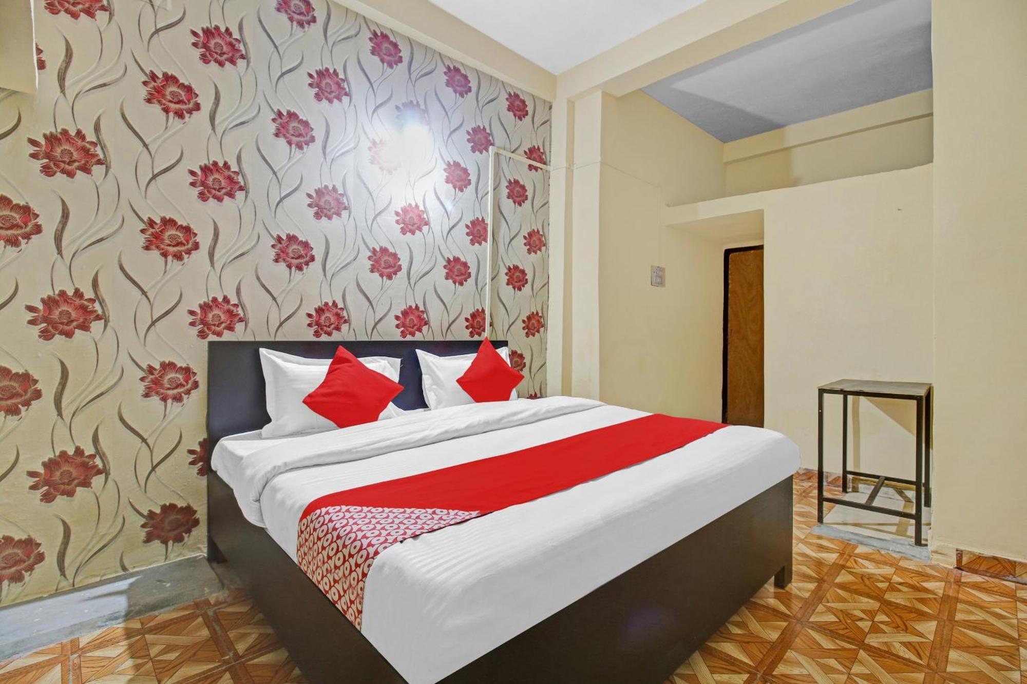 Hotel O Red N Blue Bhopal Exteriör bild